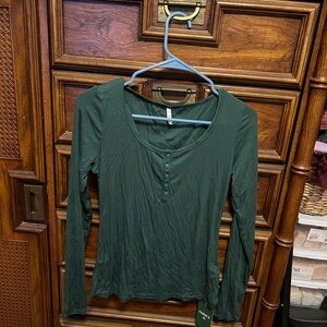 NWT Halara Green Long Sleeve Top